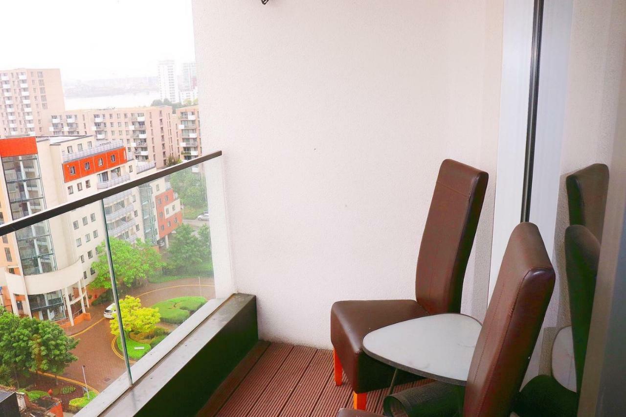 לונדון Premium Waterside Apartment מראה חיצוני תמונה